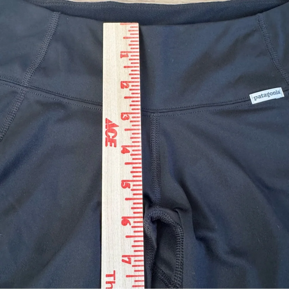 Patagonia Capilene 1 Silkweight Leggings XS Black Baselayer - Picture 5 of 7